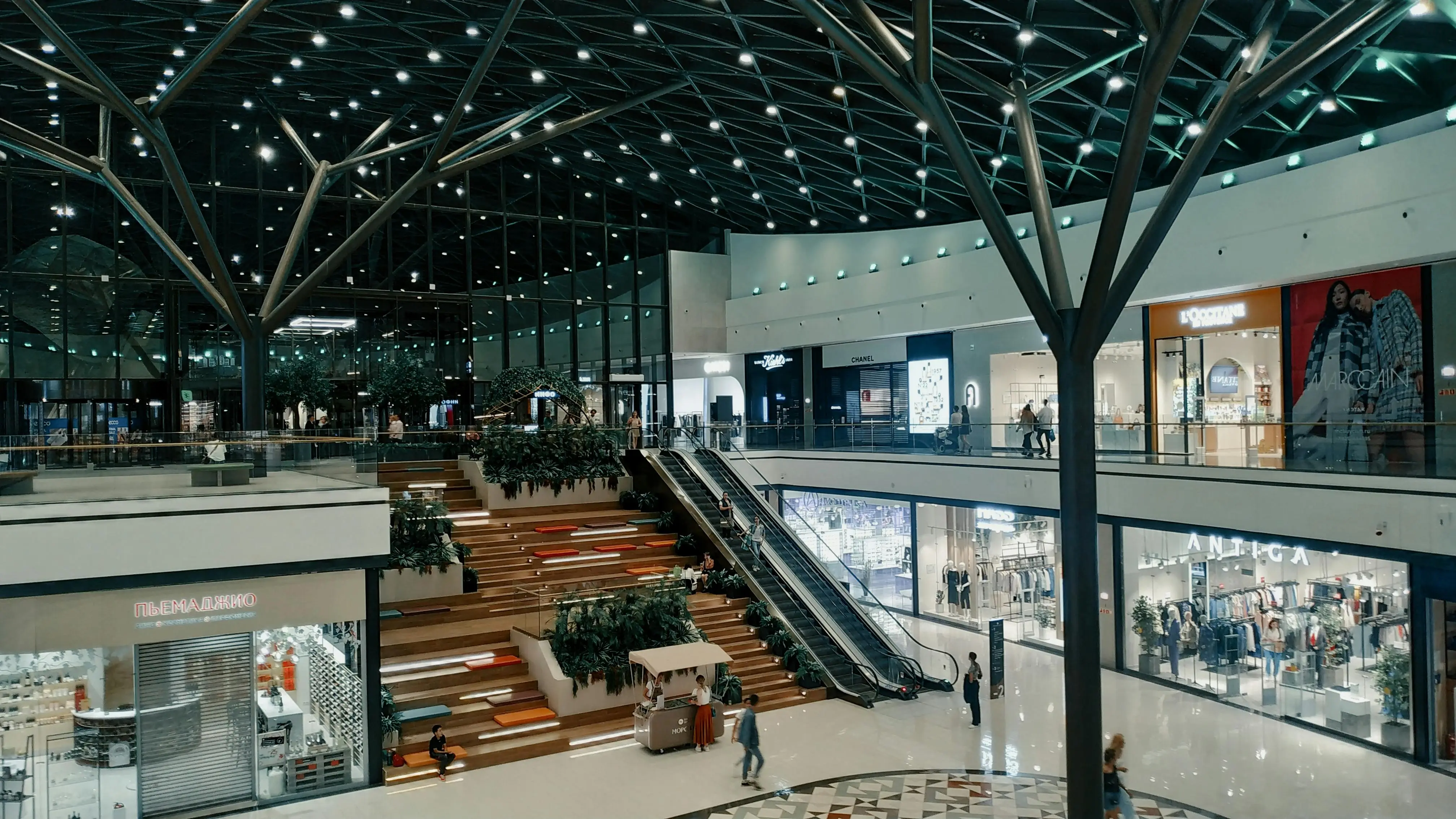 Nakupovalni center